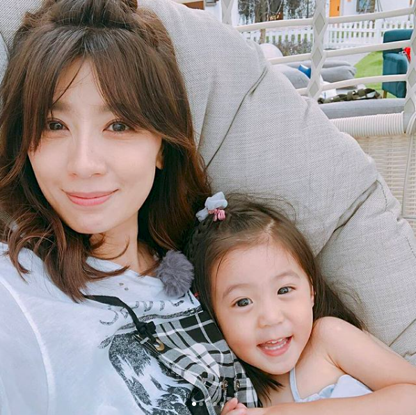 Facebook // 咘咘Bo妞