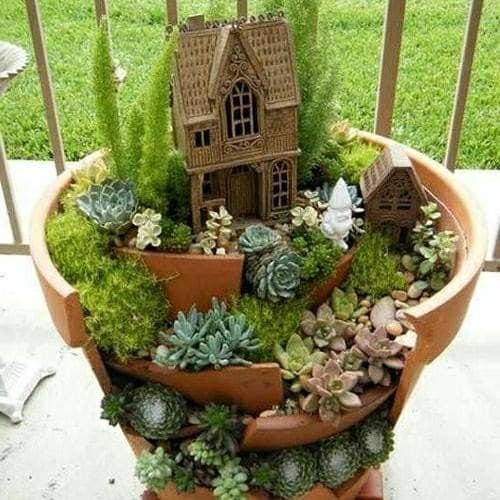 34156929_829106667288499_8569885607352860672_n