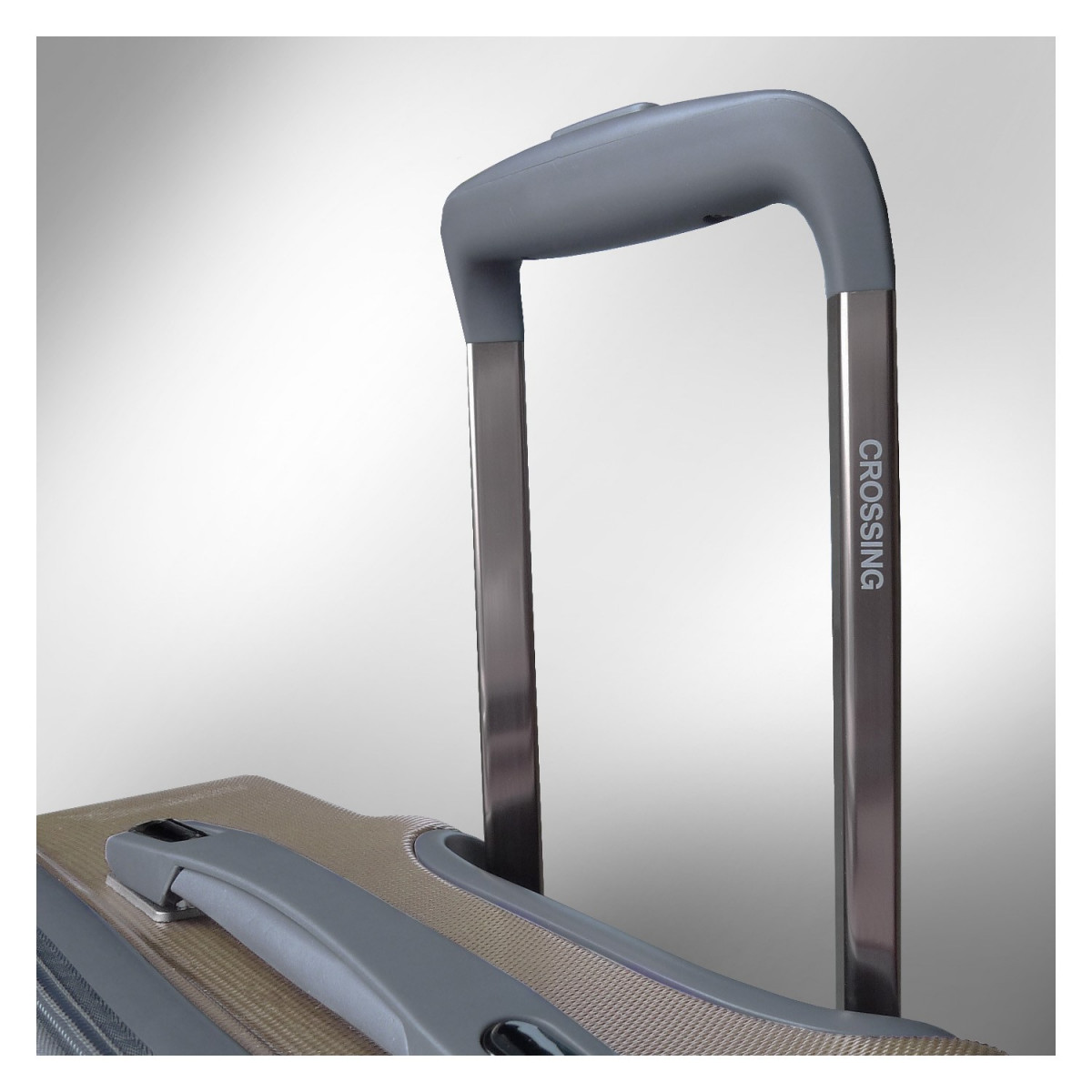 CSL-071-DETAILS-SHOT-HANDLE-champagne-gold