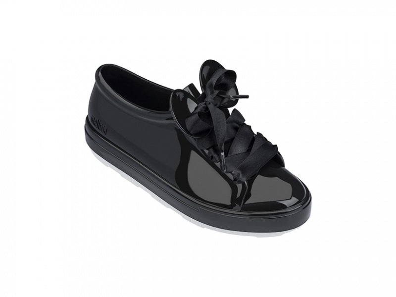 large_S18_3226001003_MEL_BE_+_DISNEY_INF_SIDE_VIEW-1