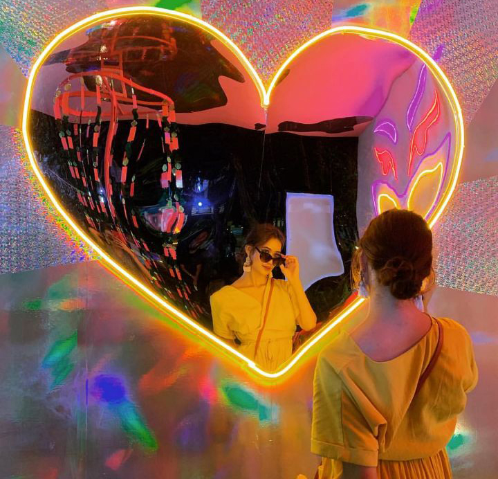 @rnrlsyfqh (Instagram)