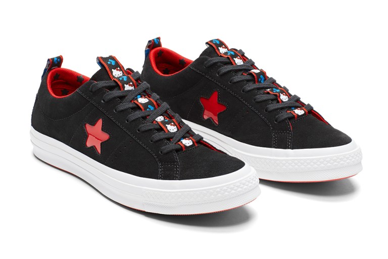 H018_CONVERSE_X_HELLOKITTY_OS_BLACK_163904C_PAIR
