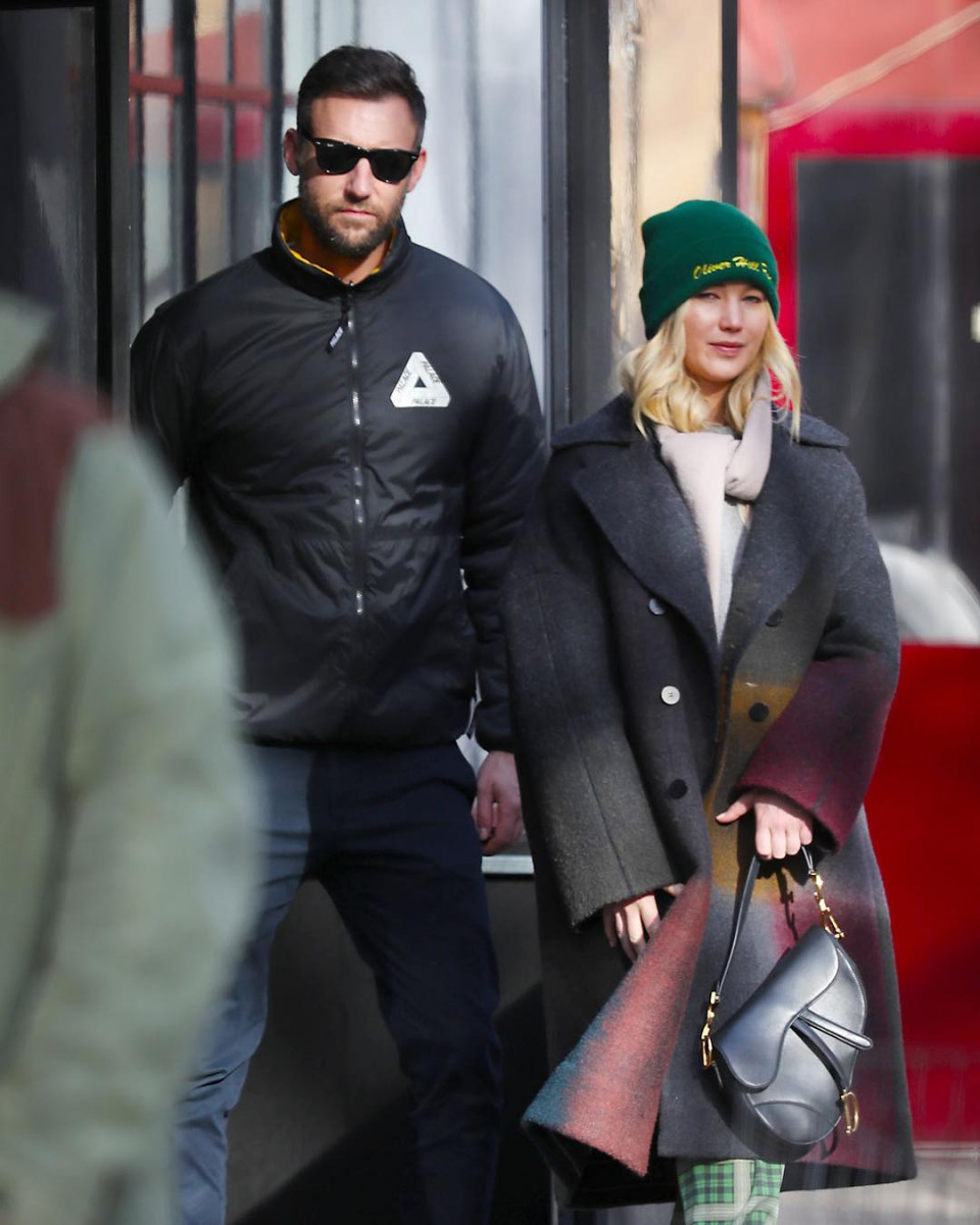 Jennifer Lawrence Is Now Engaged! Here's What You Need To Know About ...