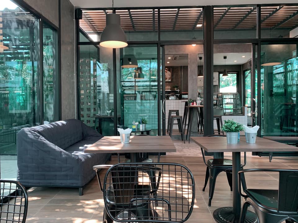 Facebook: A Happy Choco