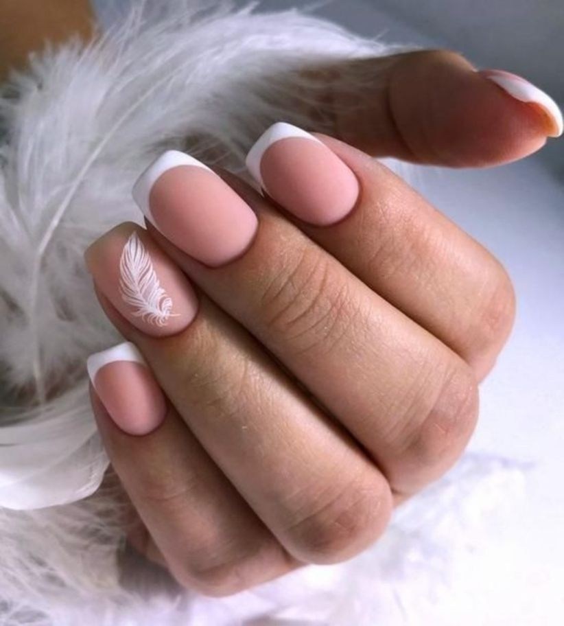 Beautiful-and-Elegant-Wedding-Nail-Design-for-Brides-19