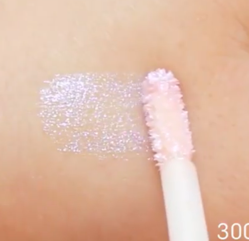 @at_cosmemy (Instagram)