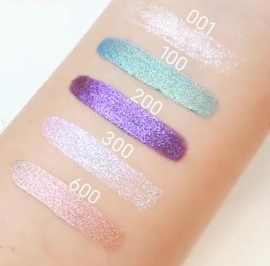 @at_cosmemy (Instagram)