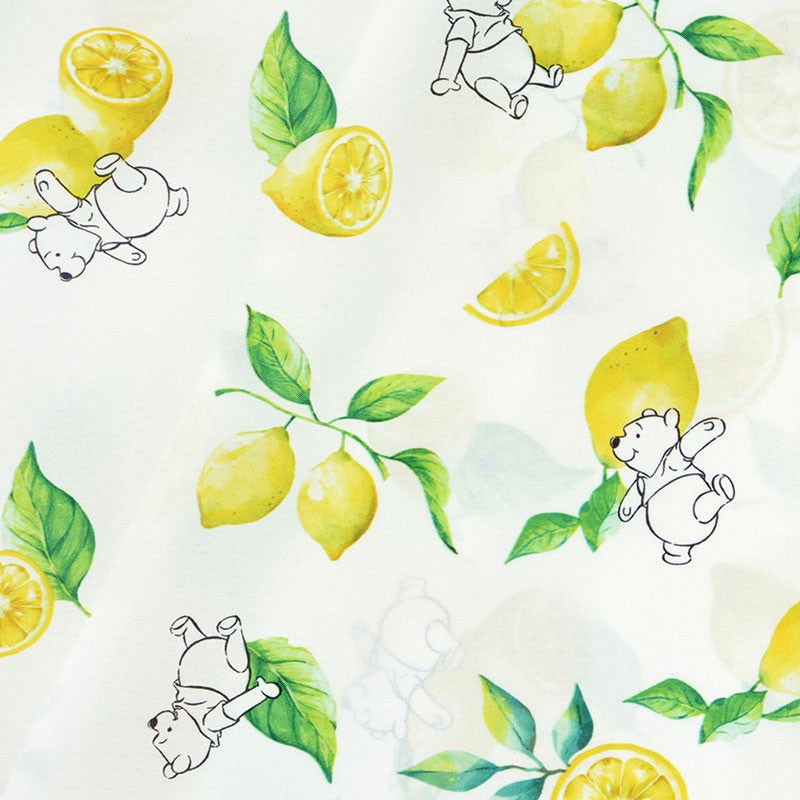 Q319RD_UMB_PONCHO_PH_3