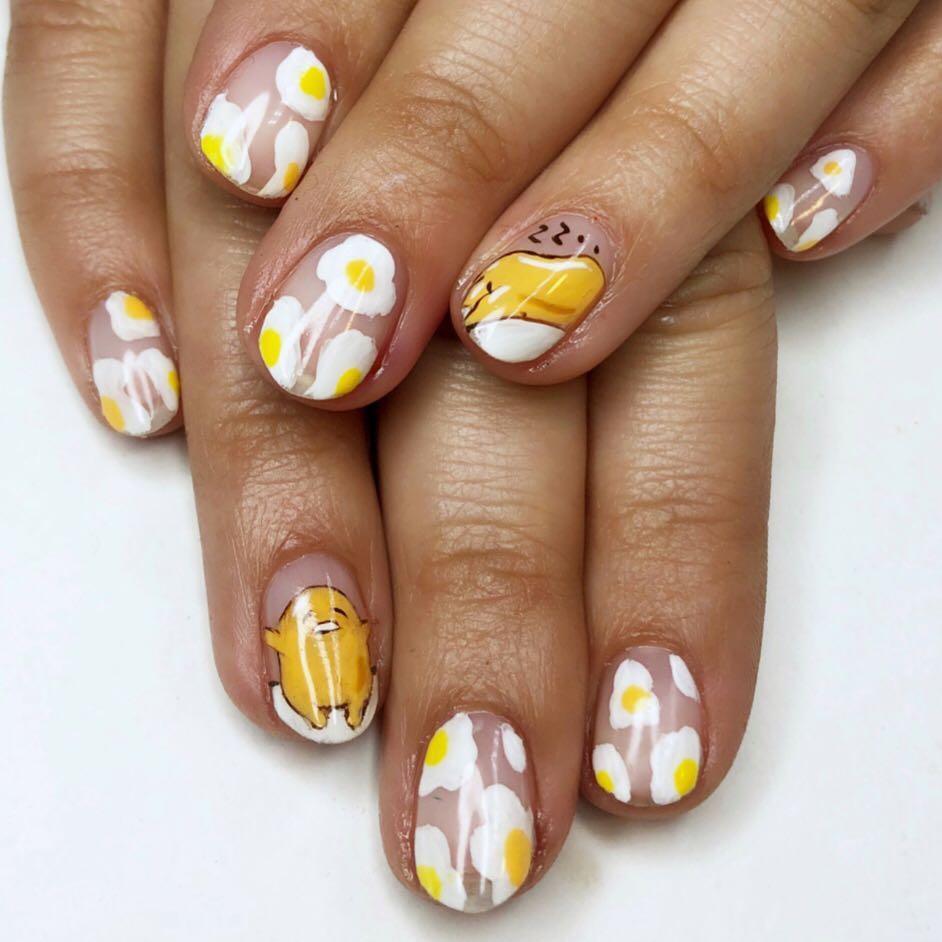 @nailfriendbychey (via Instagram)