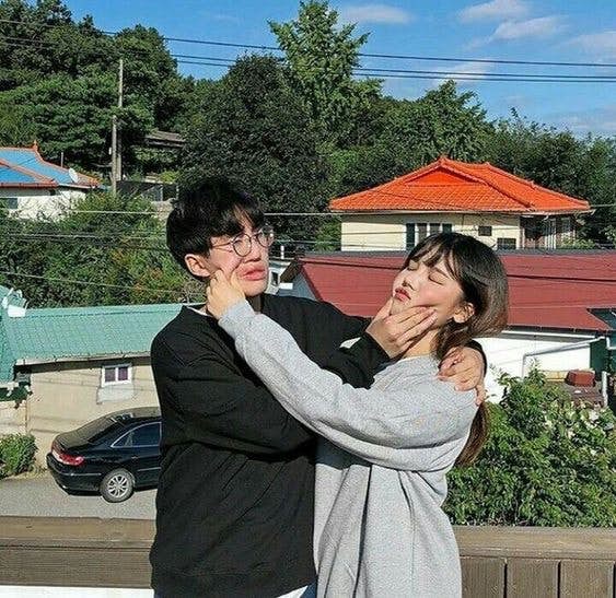 5fddd0e24bcfa5eecde143e89a4b5664