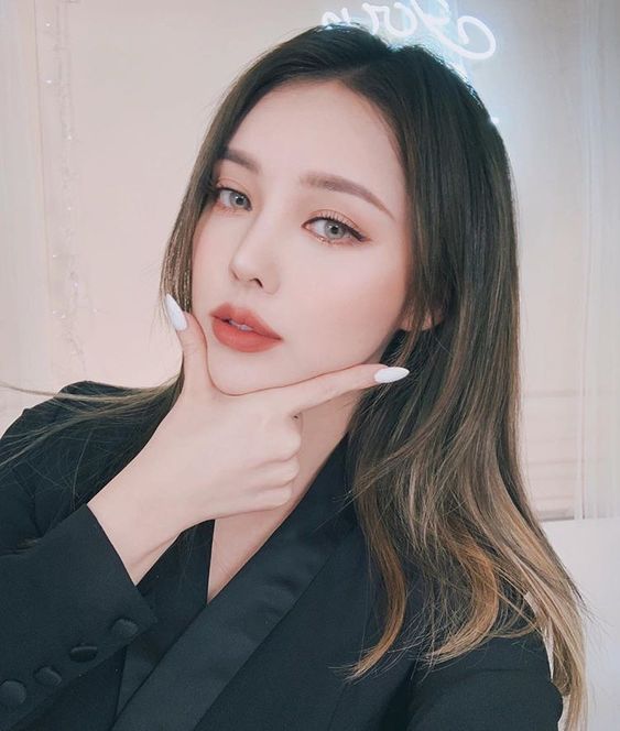 @ponysmakeup (via Instagram)