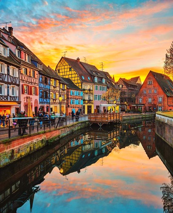 8d13a92eeaaf41c013735457b6271334