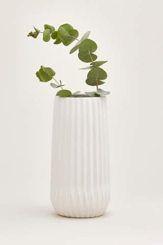 halden_vertical_furrow_tall_vase_10_3