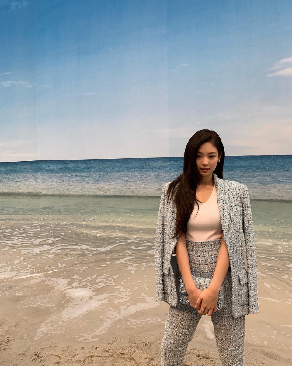 @jennierubyjane via Instagram