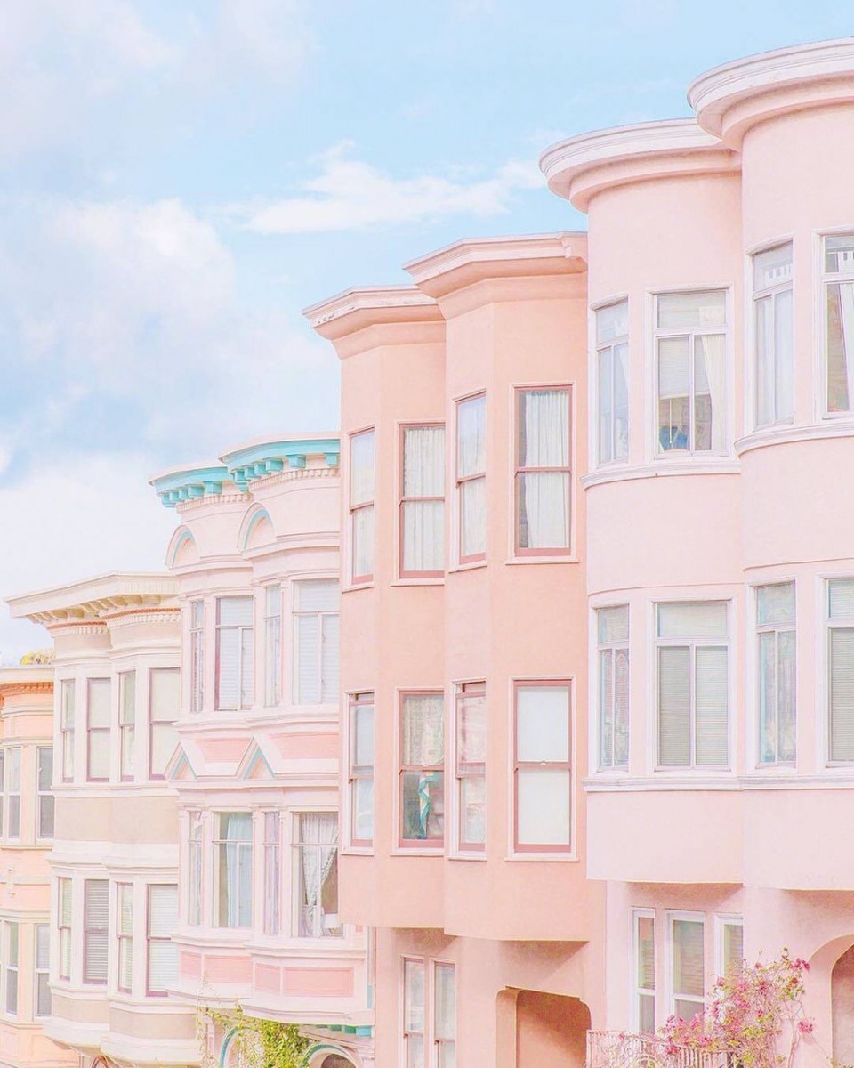 photo6206410017293314192