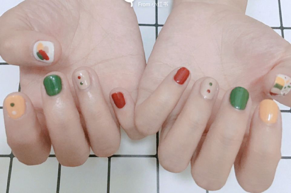 8 Brush Strokes Nail Art Designs To Consider For Your Next Nail Appointment