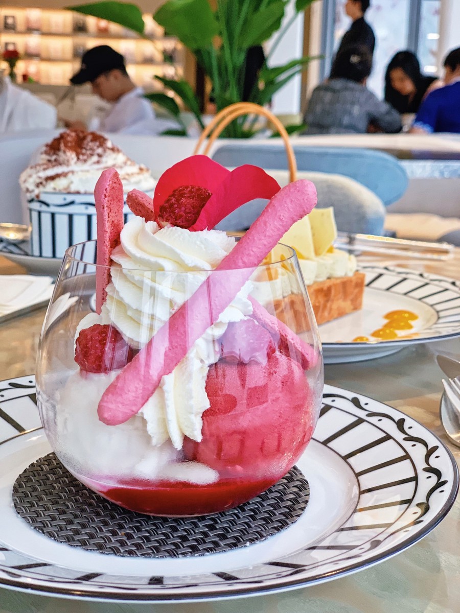 Dior cafe raspberry dessert