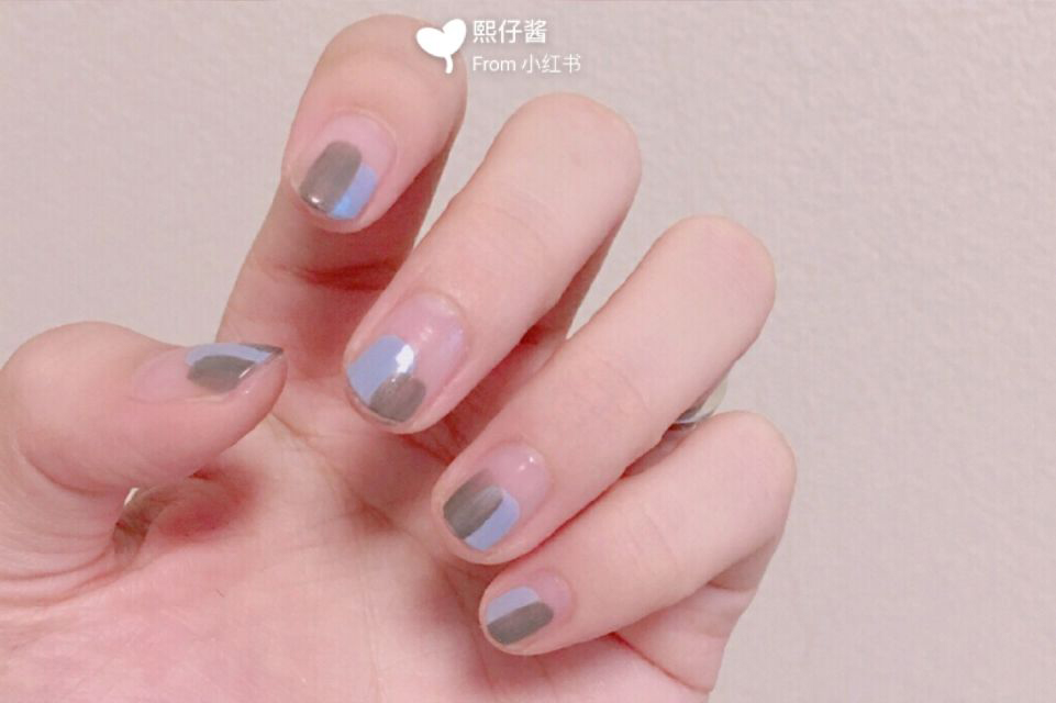 nails