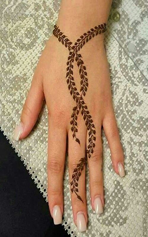 henna tattoo with Vines & leaves