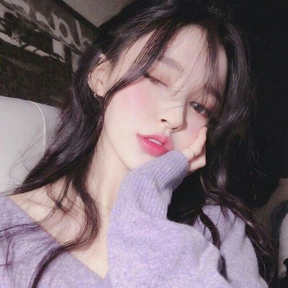 ulzzang with pink lipstick