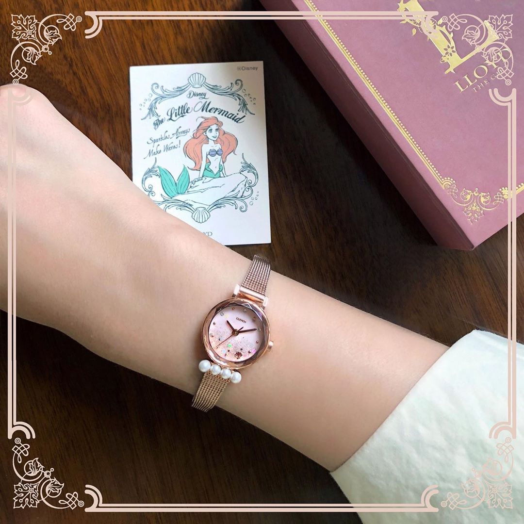 [LLOYD x Disney] 韓国ブランド時計☆True Love Bracelet watch LLOYD x Disney] 韓国ブランド時計☆True Love Bracelet watch