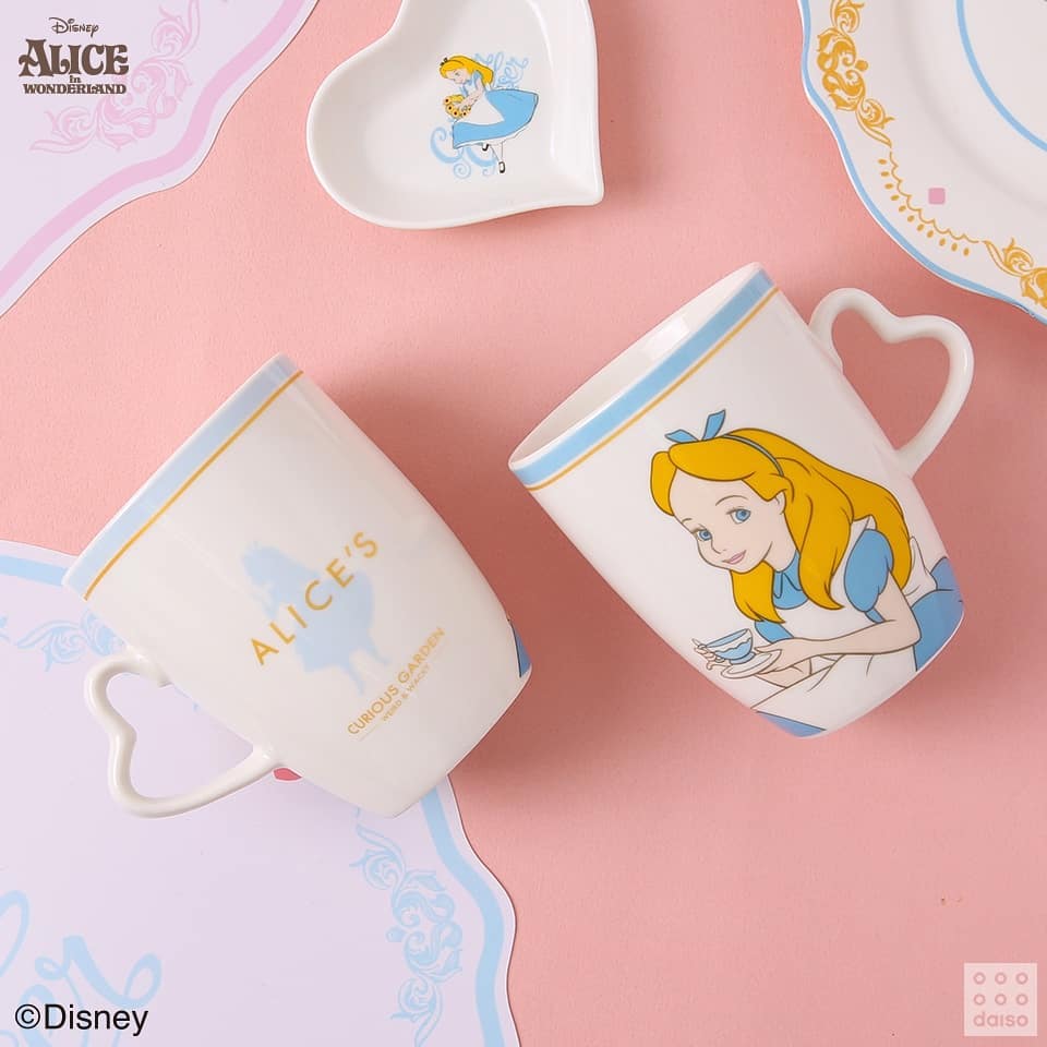 Alice in Wonderland mugs from daiso korea