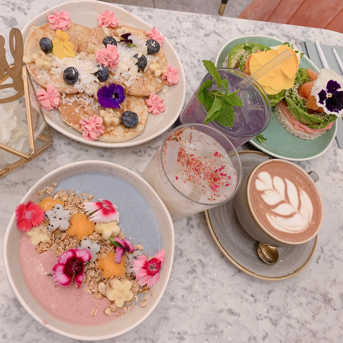 张十八 via 小红书