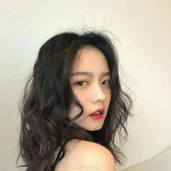 Heart shaped face ulzzang