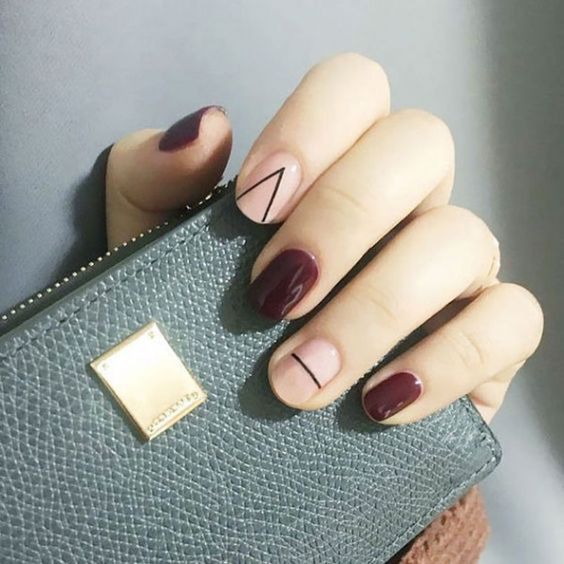 nails with geometric lines