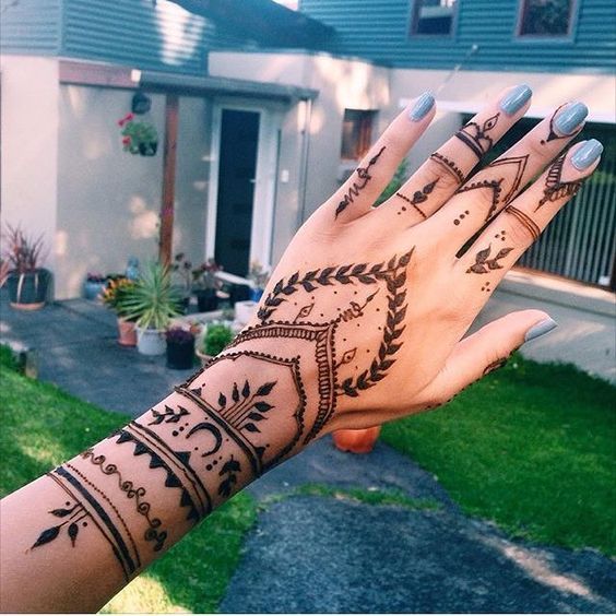 Ring & bracelet look henna tattoo design on hands