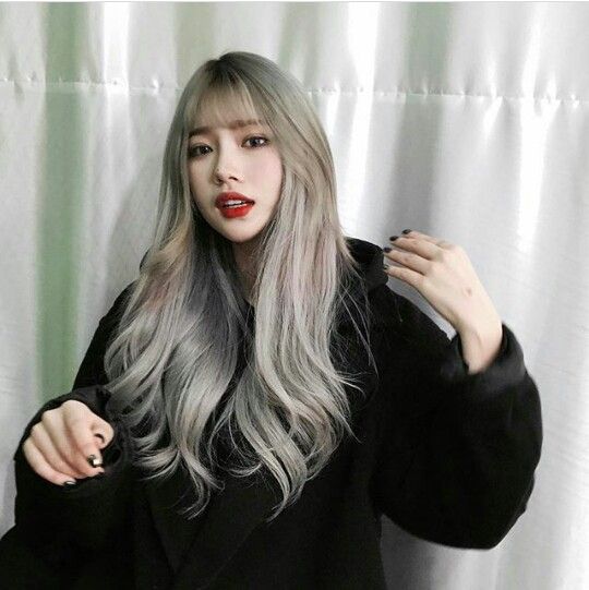 Ulzzang with dyed grey hair