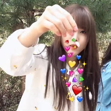 Yuju gfriend emoji