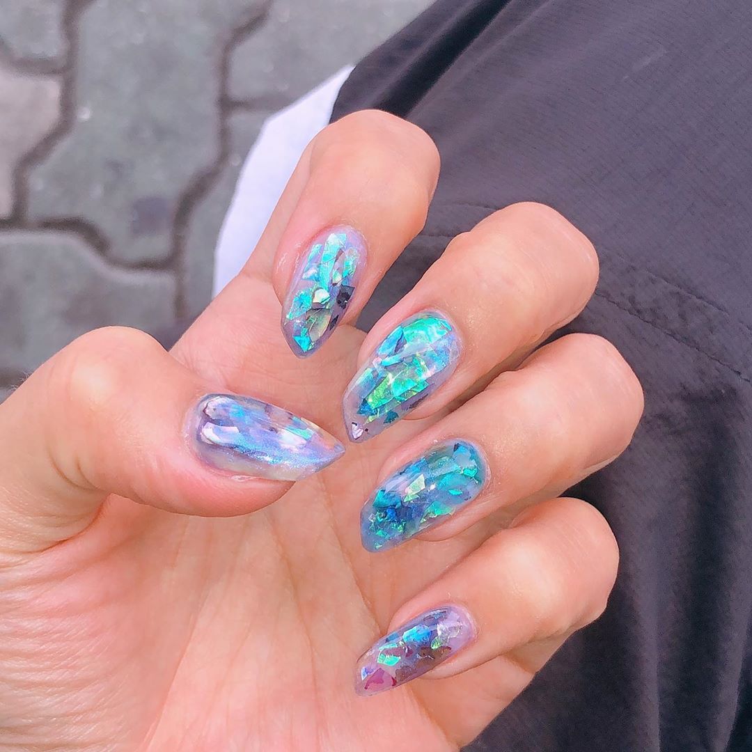 Glass shards lipstick shaped nails