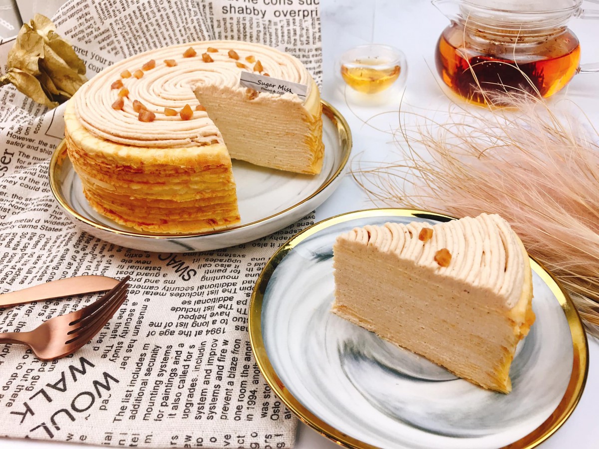Sugar Miss millie crepe cake with roses