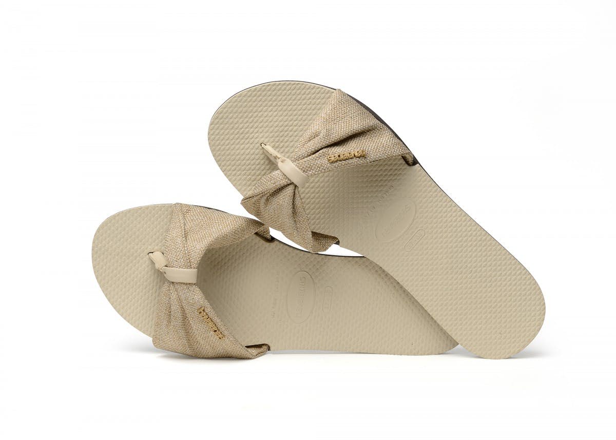 Havaianas beige slippers