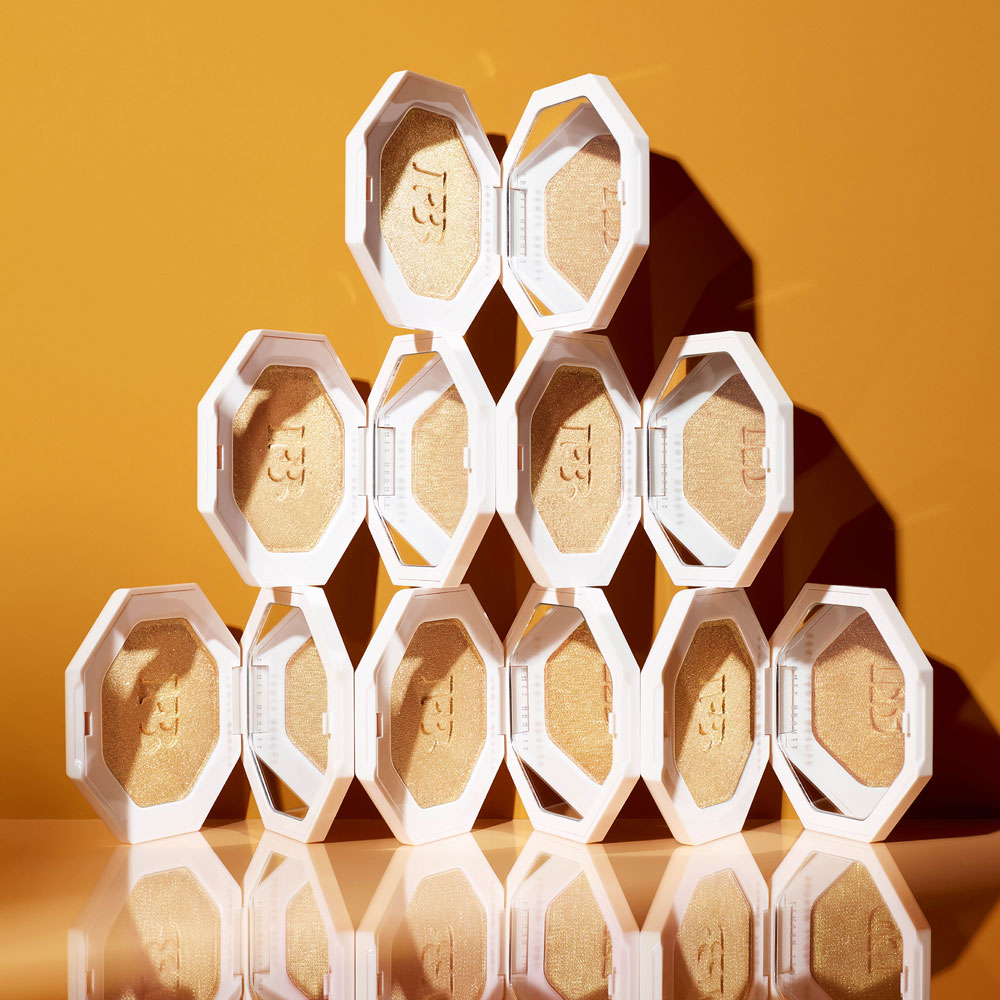 Fenty Beauty Killawatt Freestyle Highlighter in trophy wife