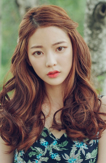 Twisted Tie-Back hairstyle