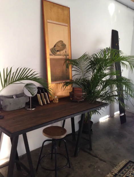 Study table of Magic Dragon room