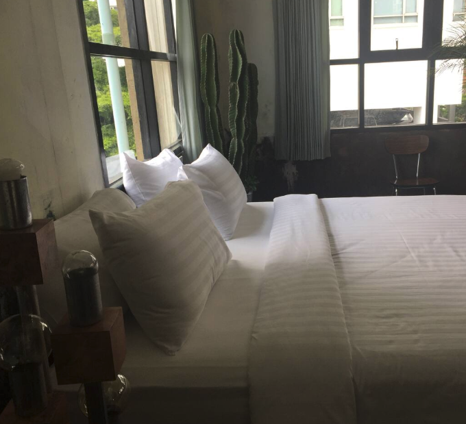 Bed area of Rocky Raccoon room