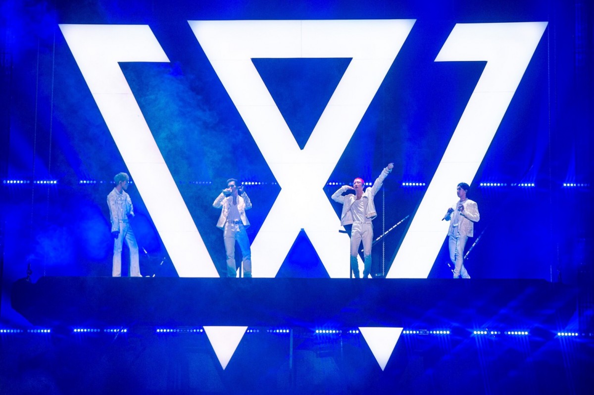 Winner concert in Singapore in 2018