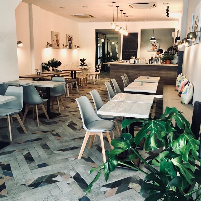 @twobakerssg (via Instagram)