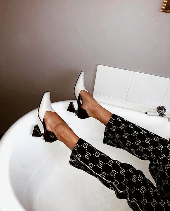 heels in bathtub