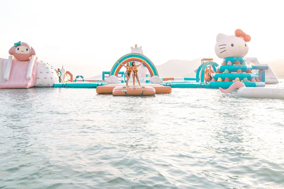 Inflatable Island