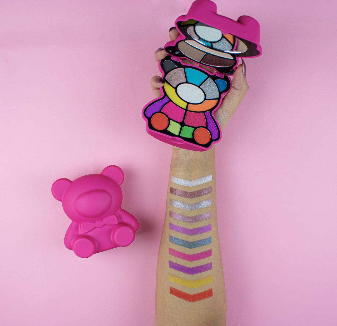 I Heart Revolution Lulu teddy bear-shaped eyeshadow palette