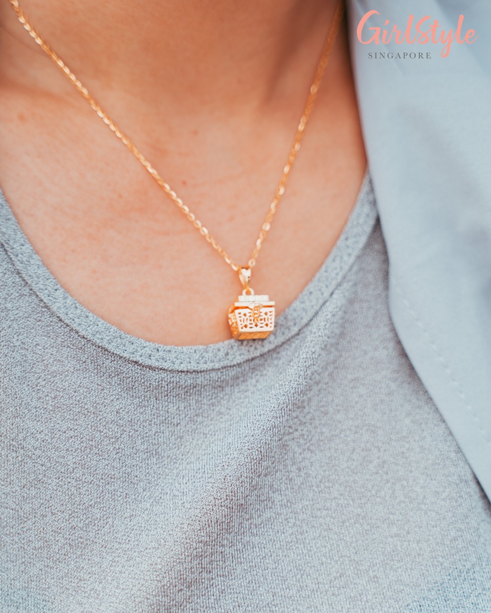 Auspicious Stylish Gold Jewellery To Complete Your Chinese New Year Outfit Girlstyle Singapore