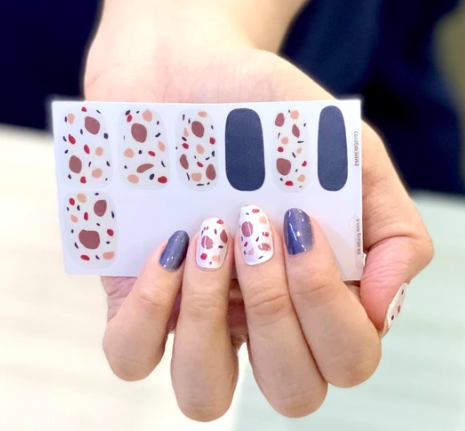 emmezing nails