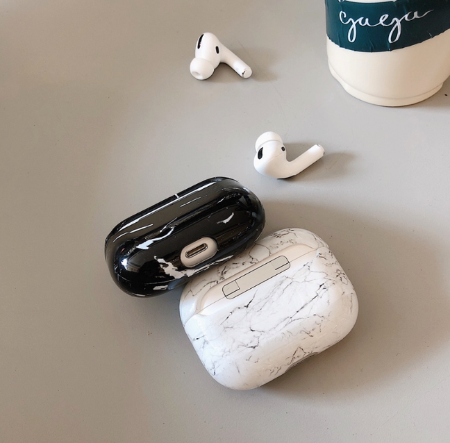 Black and white marble cases