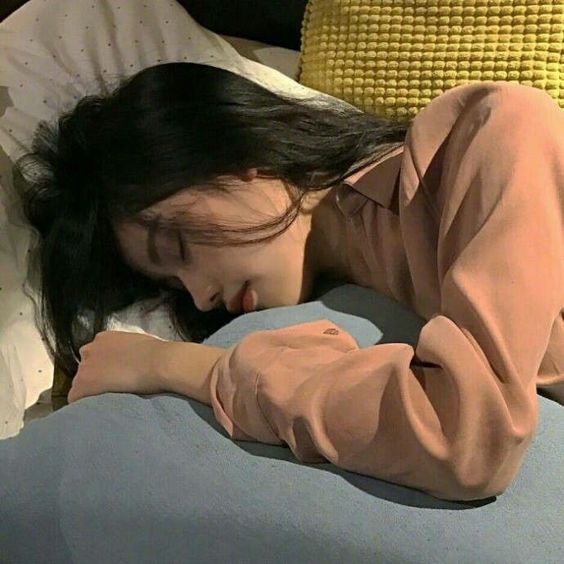 ulzzang sleeping
