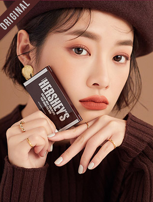 Model wearing original