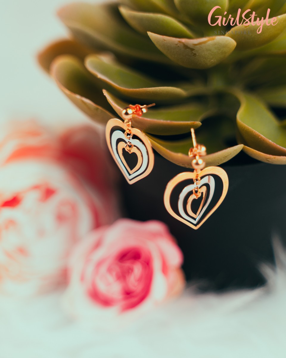 Gold heart earrings